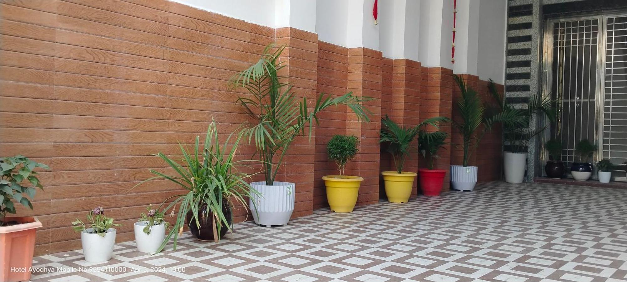 Hotel Ayodhya Paying Guest ภายนอก รูปภาพ
